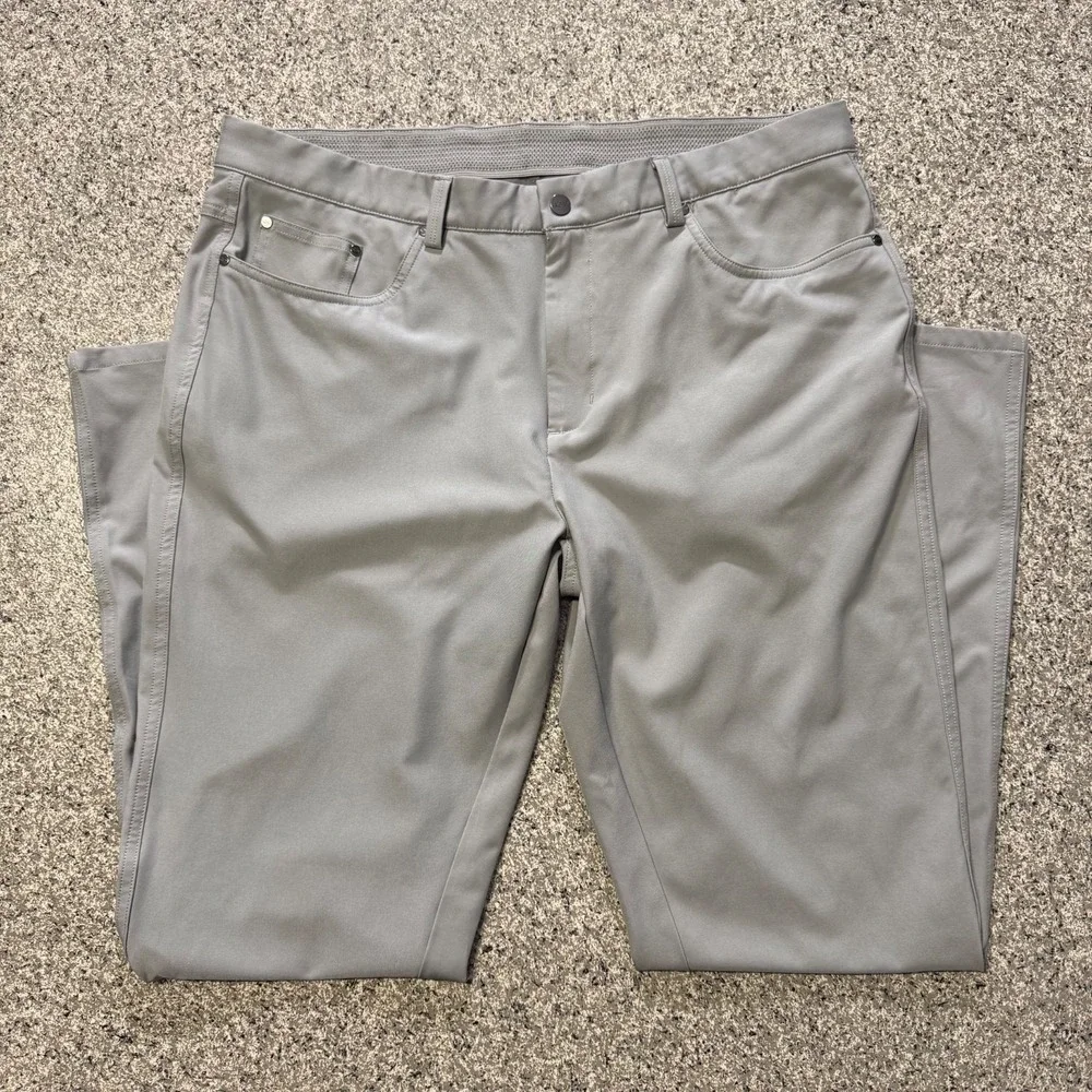 Greg Norman Performance Golf Pants Mens 36x32 Grey Stretch Flat Front Chino
